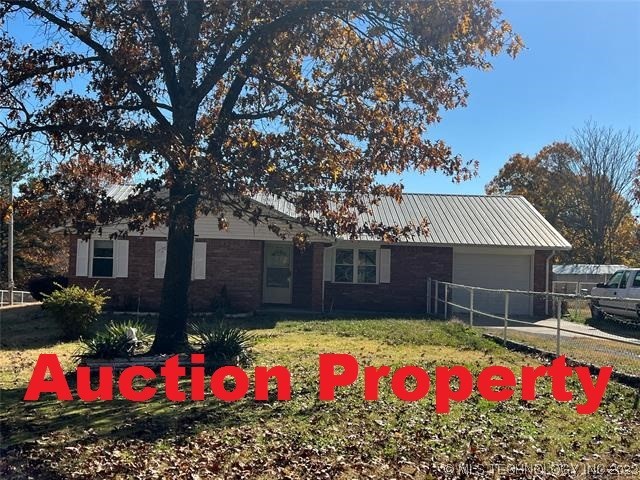 23479 E 758 Road Property Photo 1