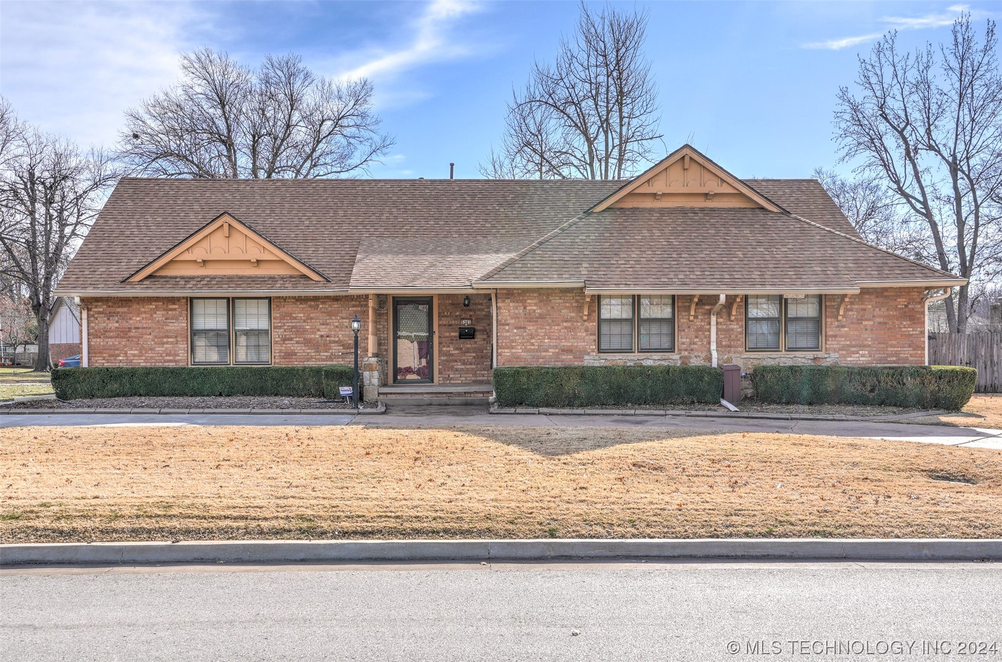 5301 S Joplin Avenue Property Photo 1