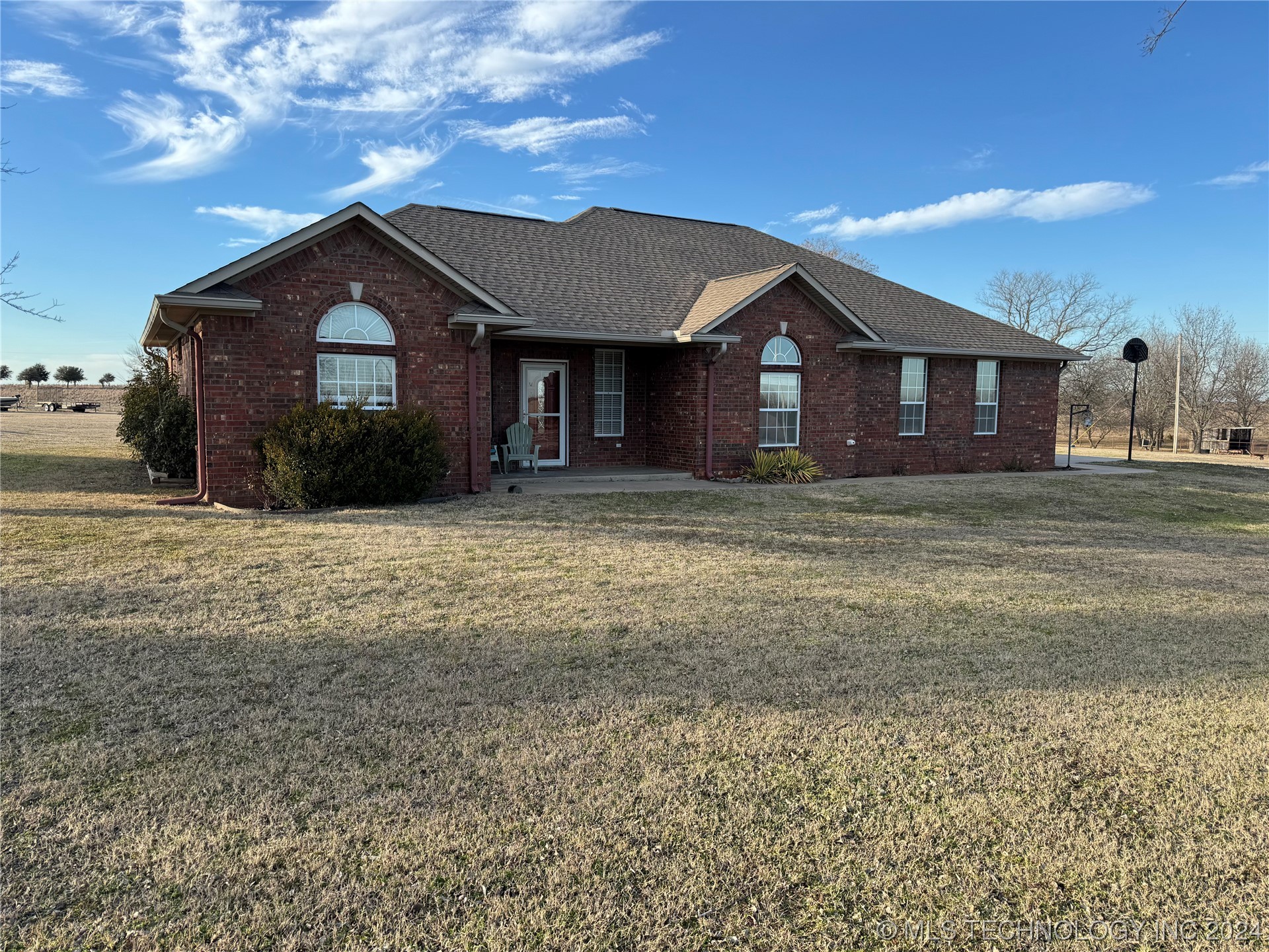 8582 Putman Property Photo 1