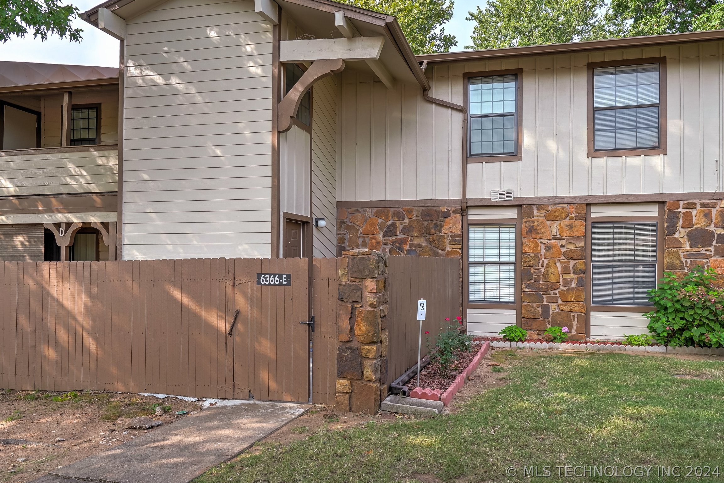 6366 S 80th East Avenue E Property Photo 1