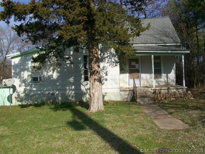 416 W Tulsa Street Property Photo 1