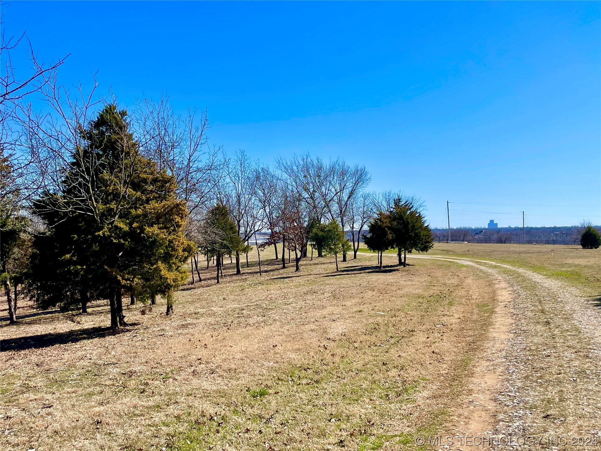 22 43rd Street N Property Photo 1