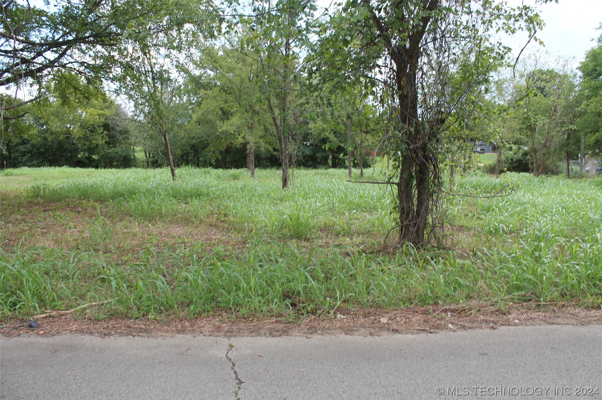 Choctaw Drive Property Photo