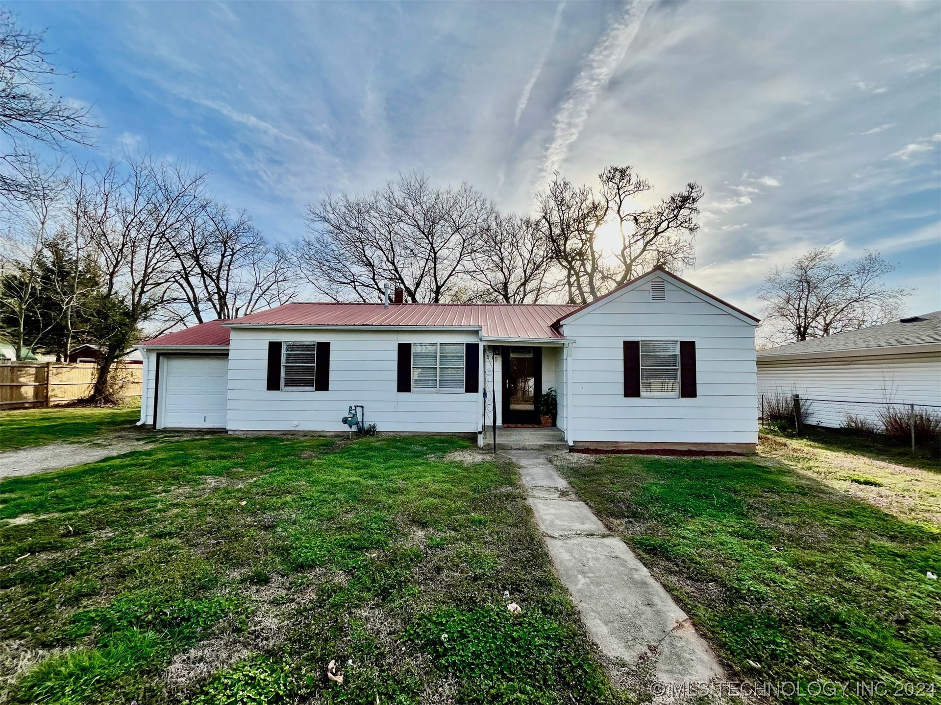 210 N Talihina Street Property Photo