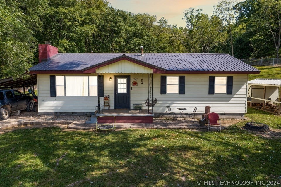 17060 County Road 364 Property Photo 1