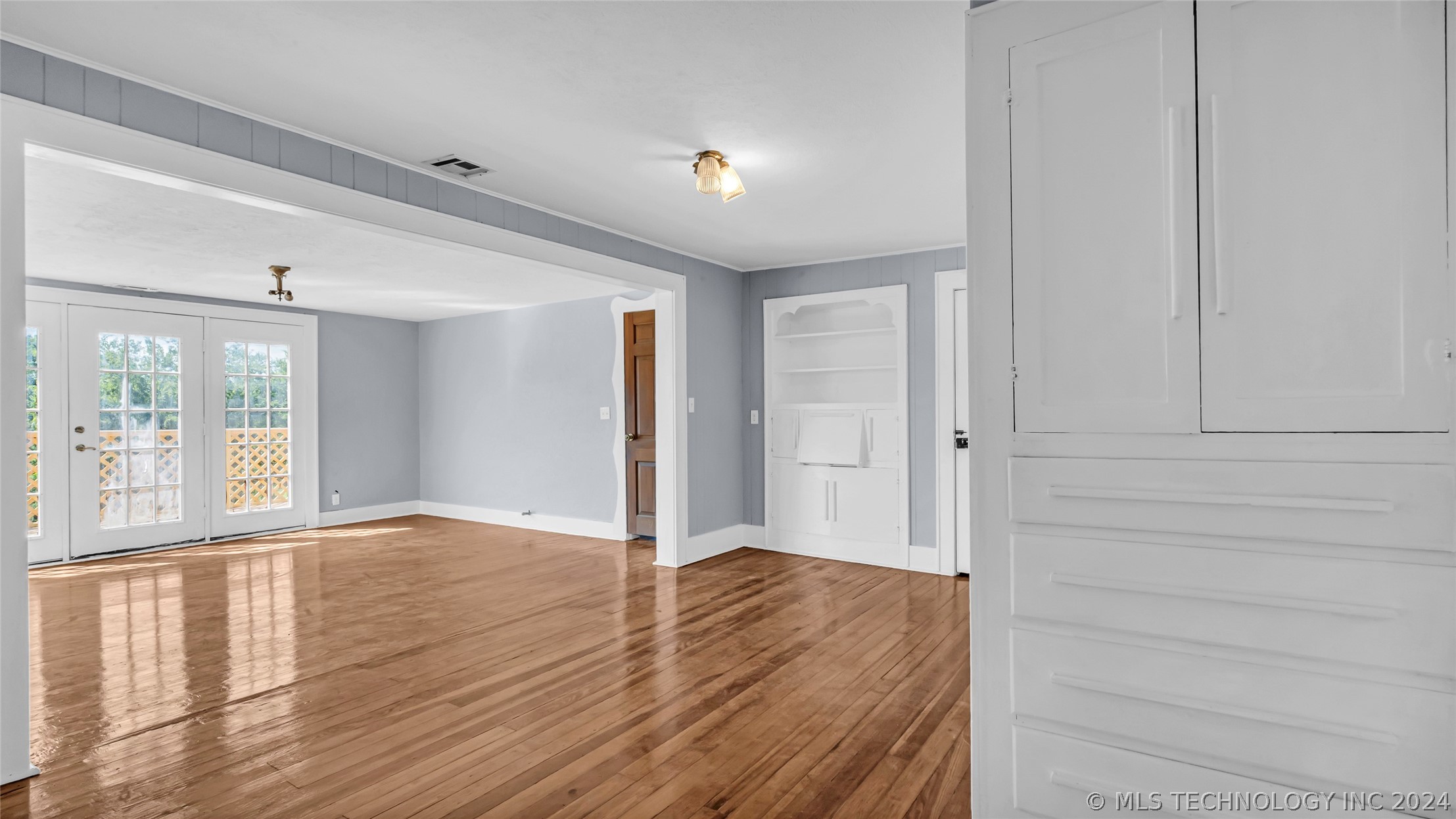1201 Lincoln Property Photo 20