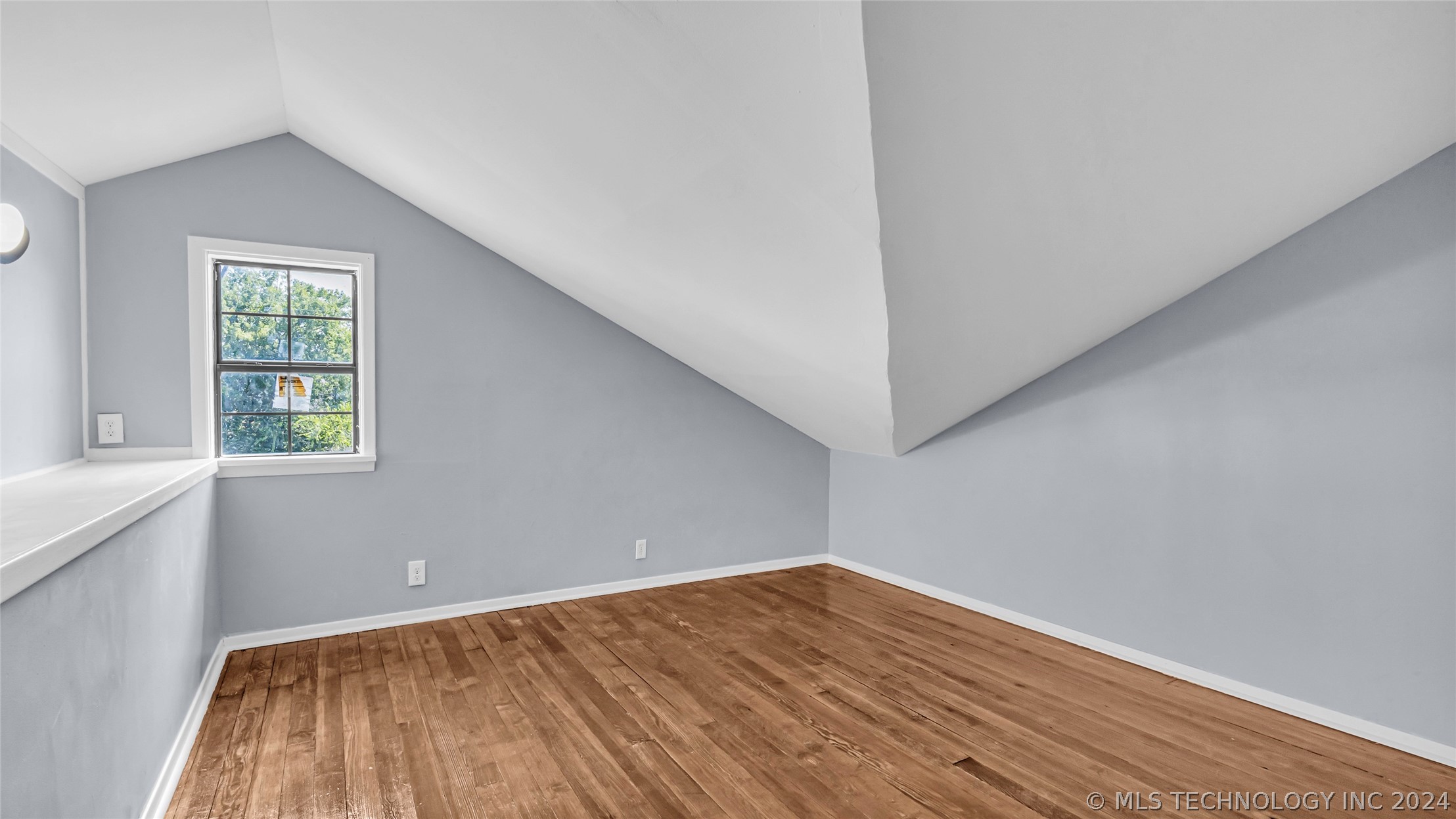 1201 Lincoln Property Photo 21