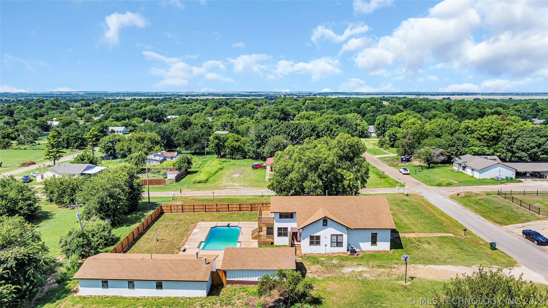 1201 Lincoln Property Photo 42