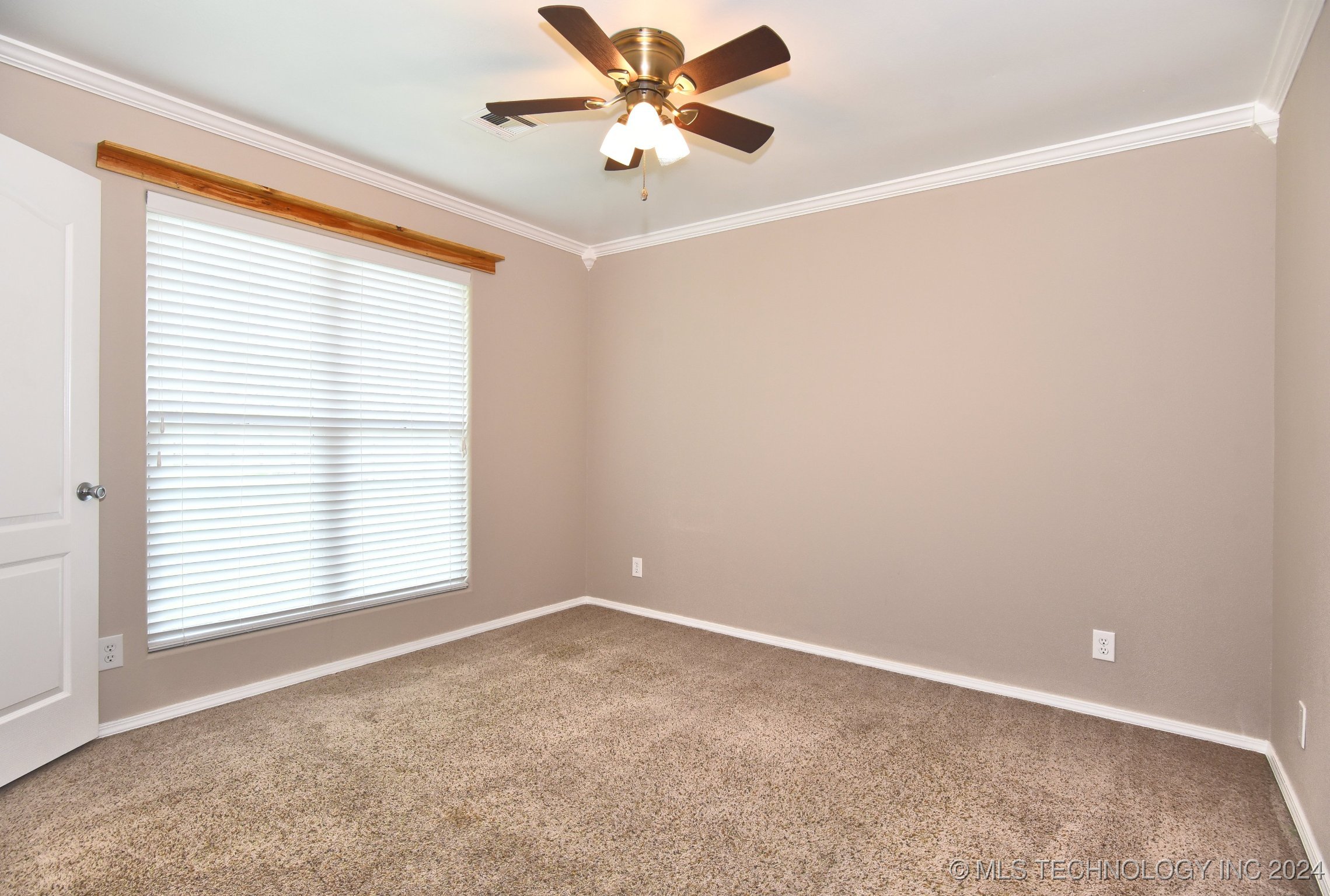 508 S Susan Avenue Property Photo 22