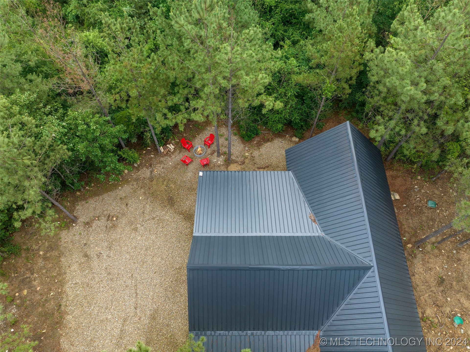 32 Cedar Tree Trail Property Photo 4