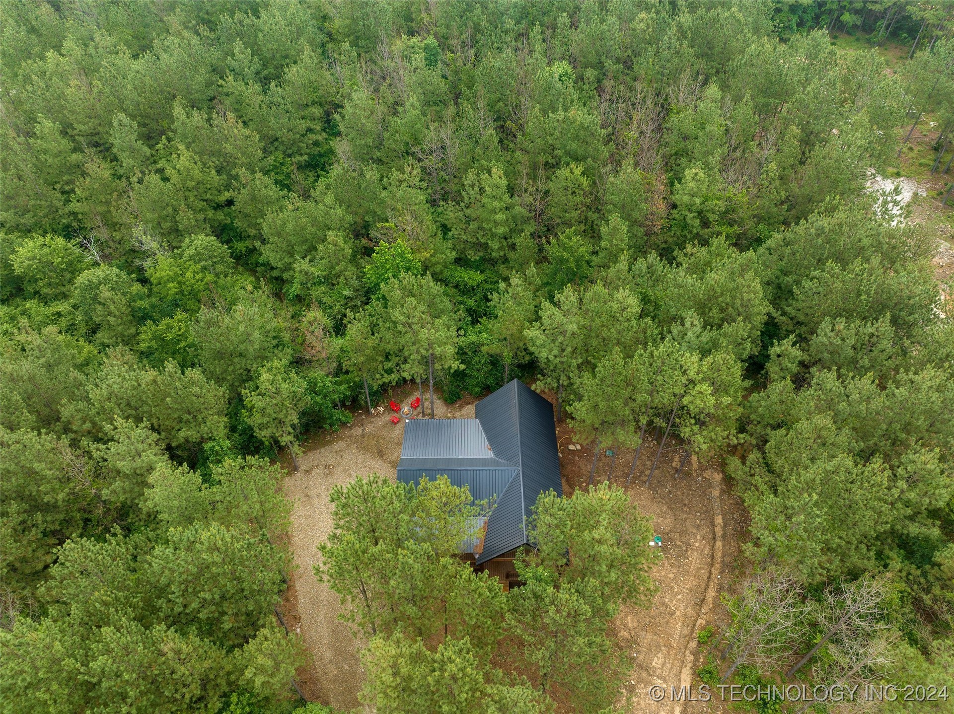 32 Cedar Tree Trail Property Photo 5