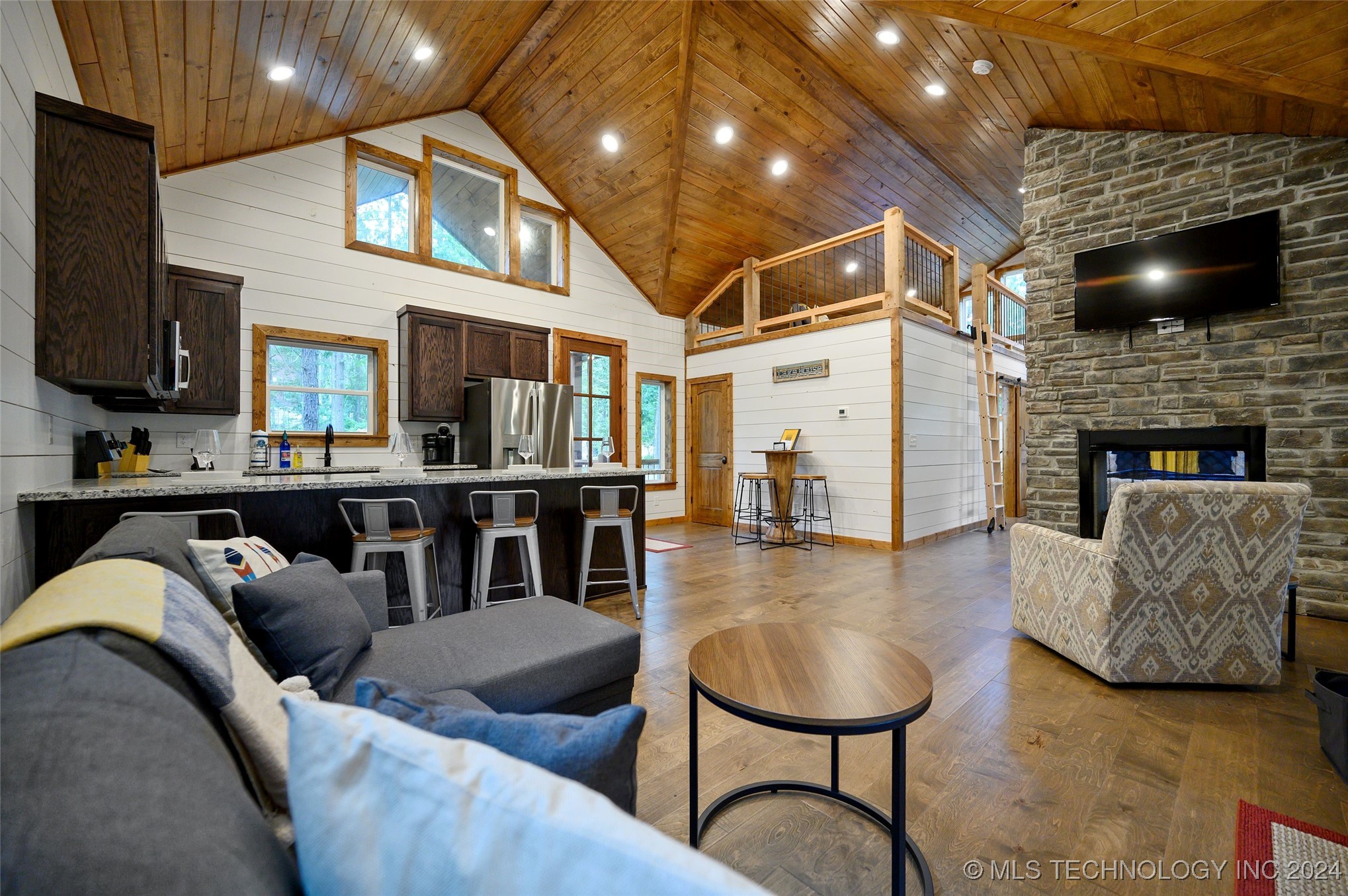 32 Cedar Tree Trail Property Photo 9