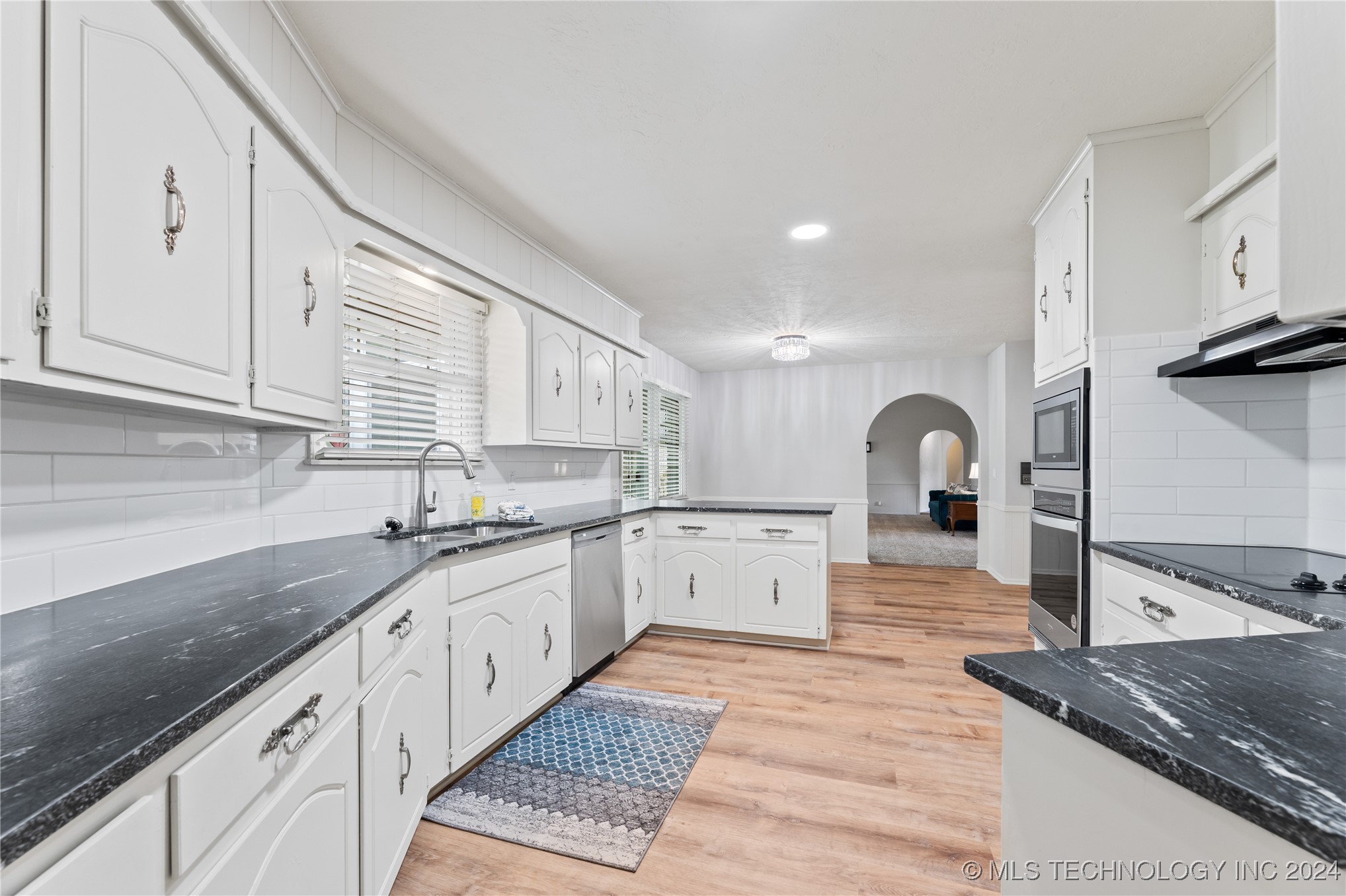 1330 Oakwood Drive Property Photo 13