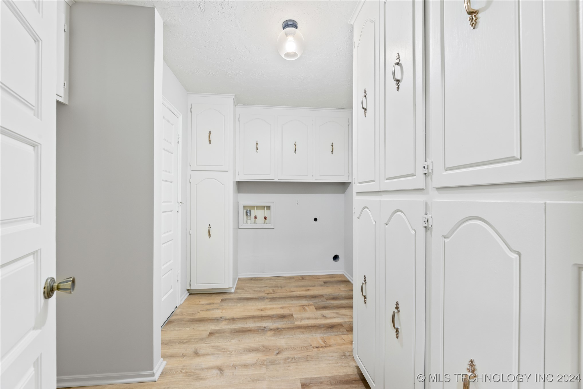 1330 Oakwood Drive Property Photo 14