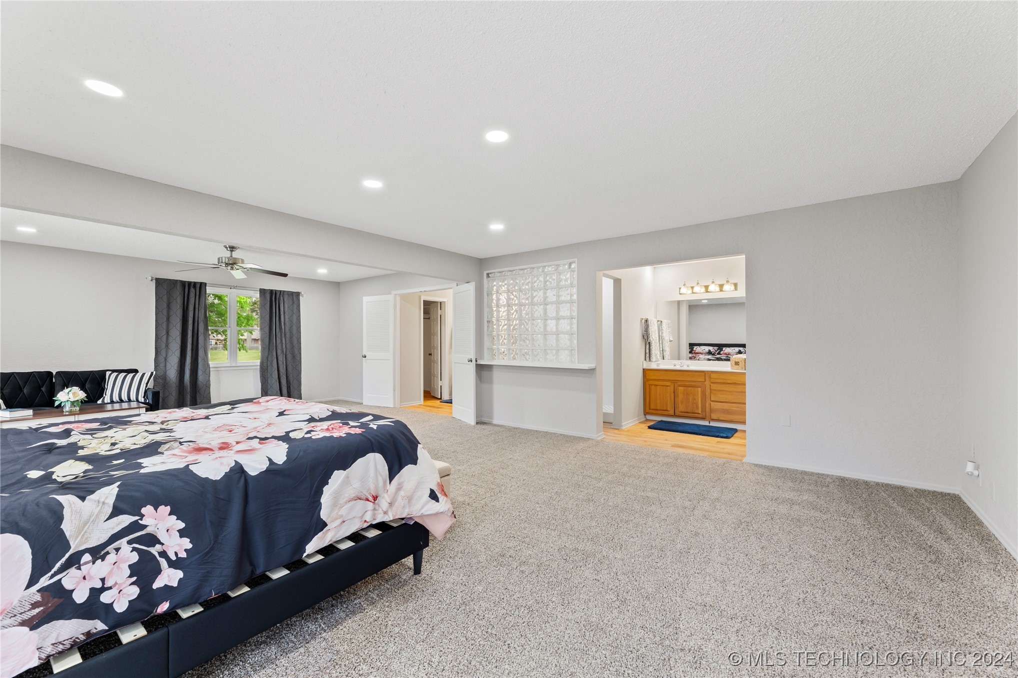 1330 Oakwood Drive Property Photo 24