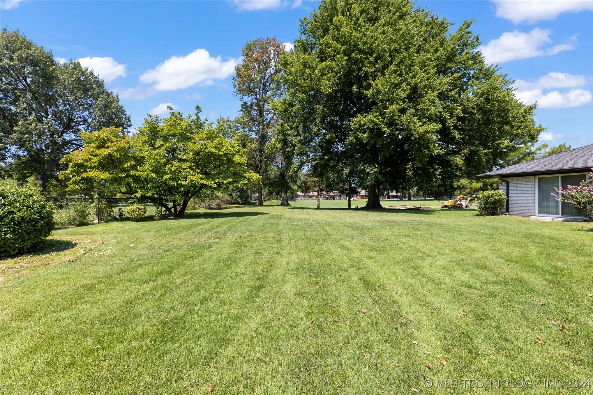 1330 Oakwood Drive Property Photo 30