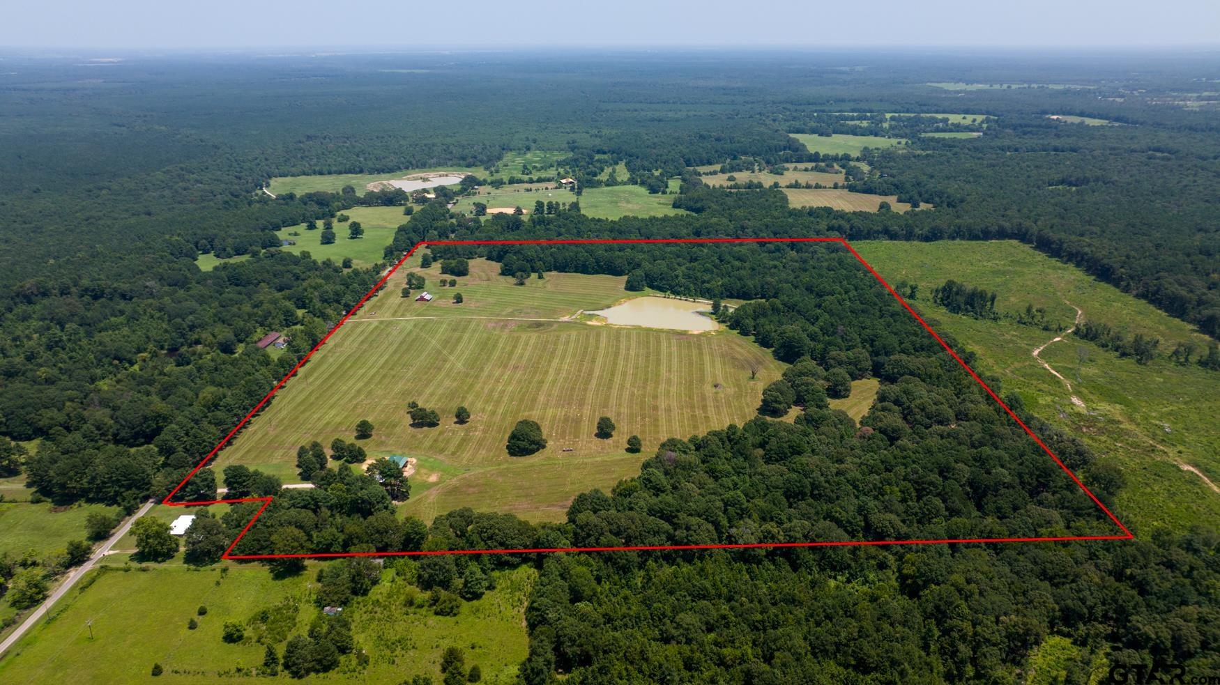 910 County Road 3117 Property Photo 2