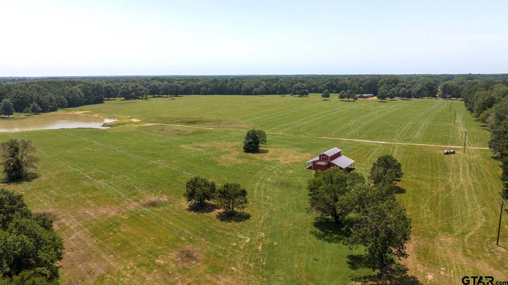 910 County Road 3117 Property Photo 3