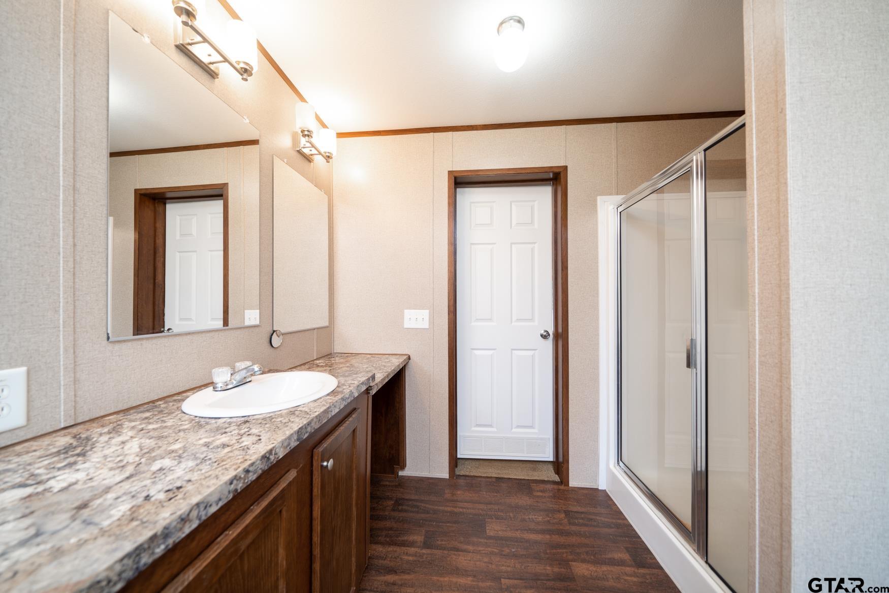 910 County Road 3117 Property Photo 23