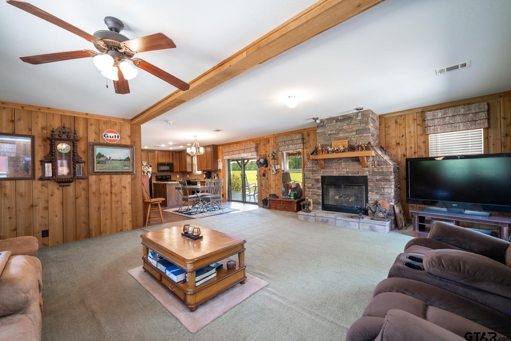 910 County Road 3117 Property Photo 33