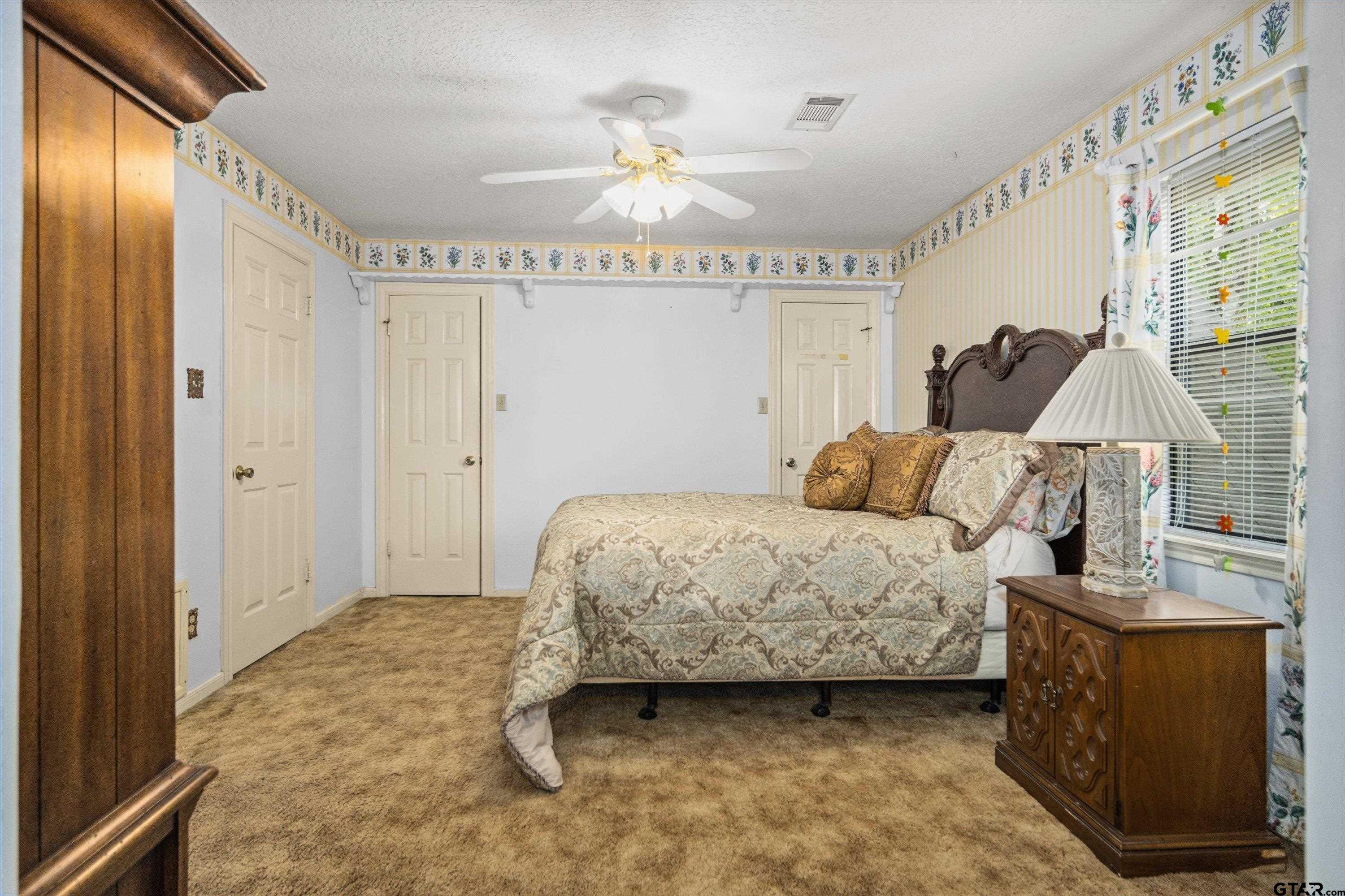 215 Enchanted Estates Drive Property Photo 28