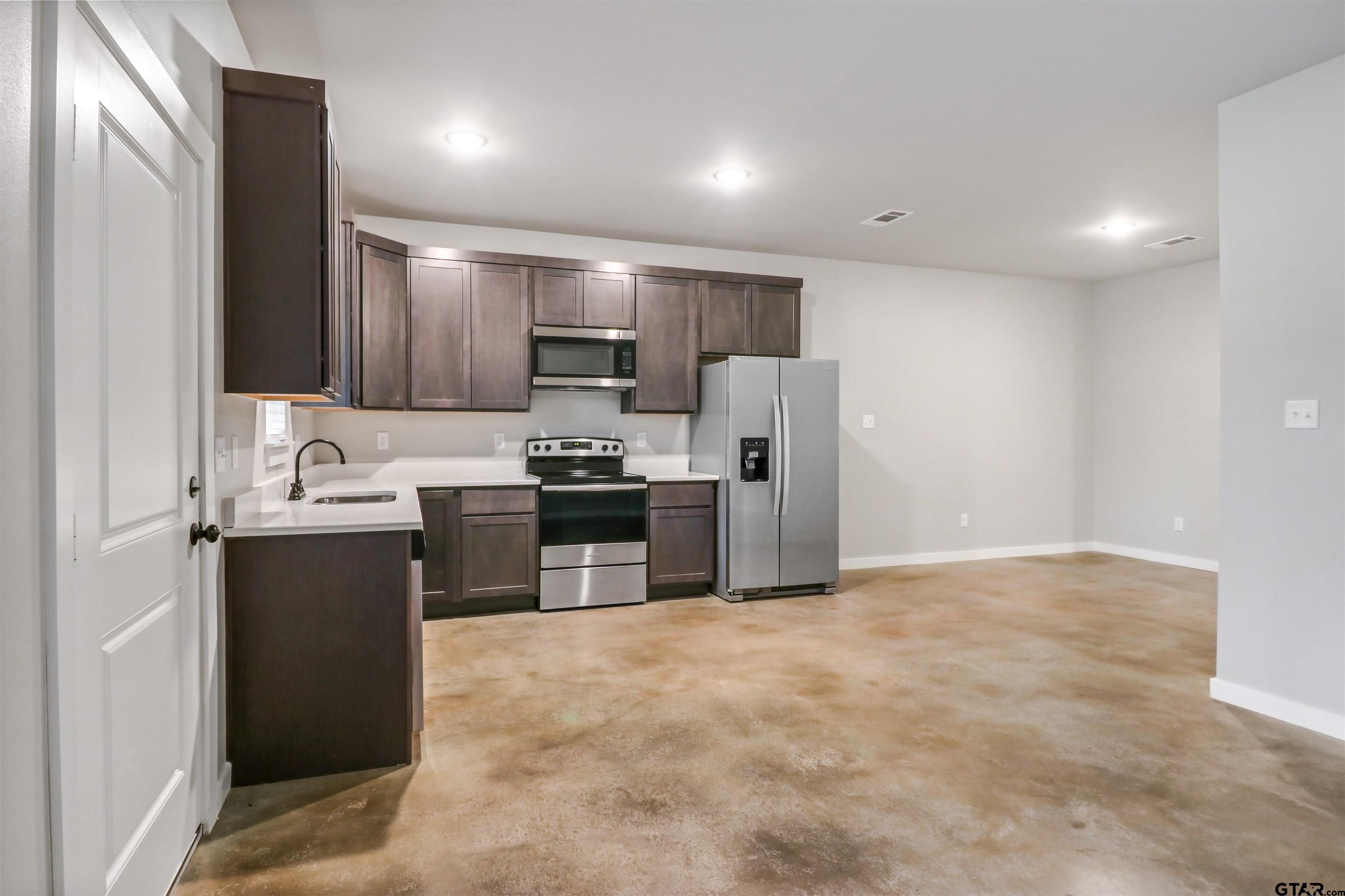 11000 Cr 152 W Property Photo 1