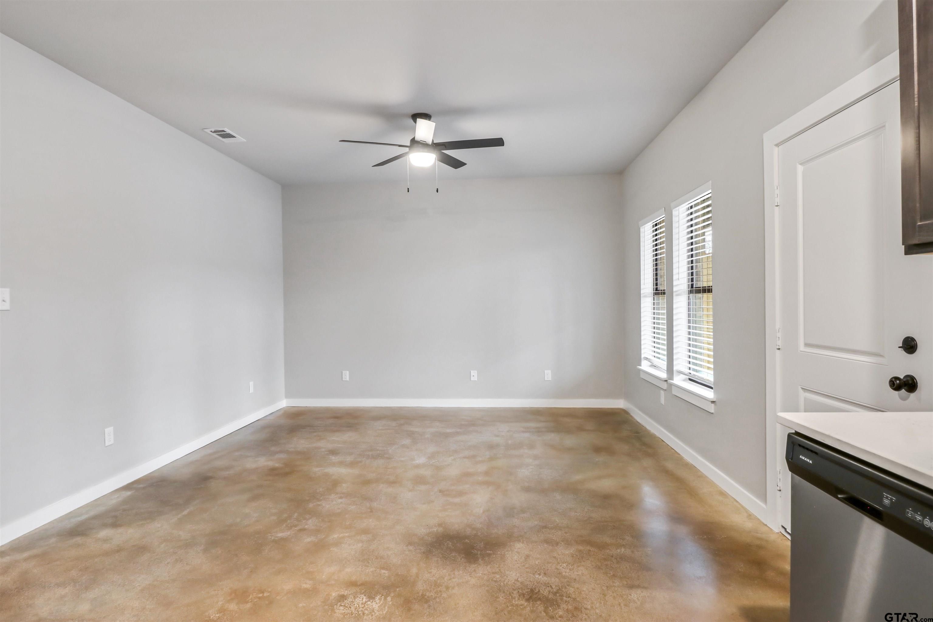 11000 Cr 152 W Property Photo 4