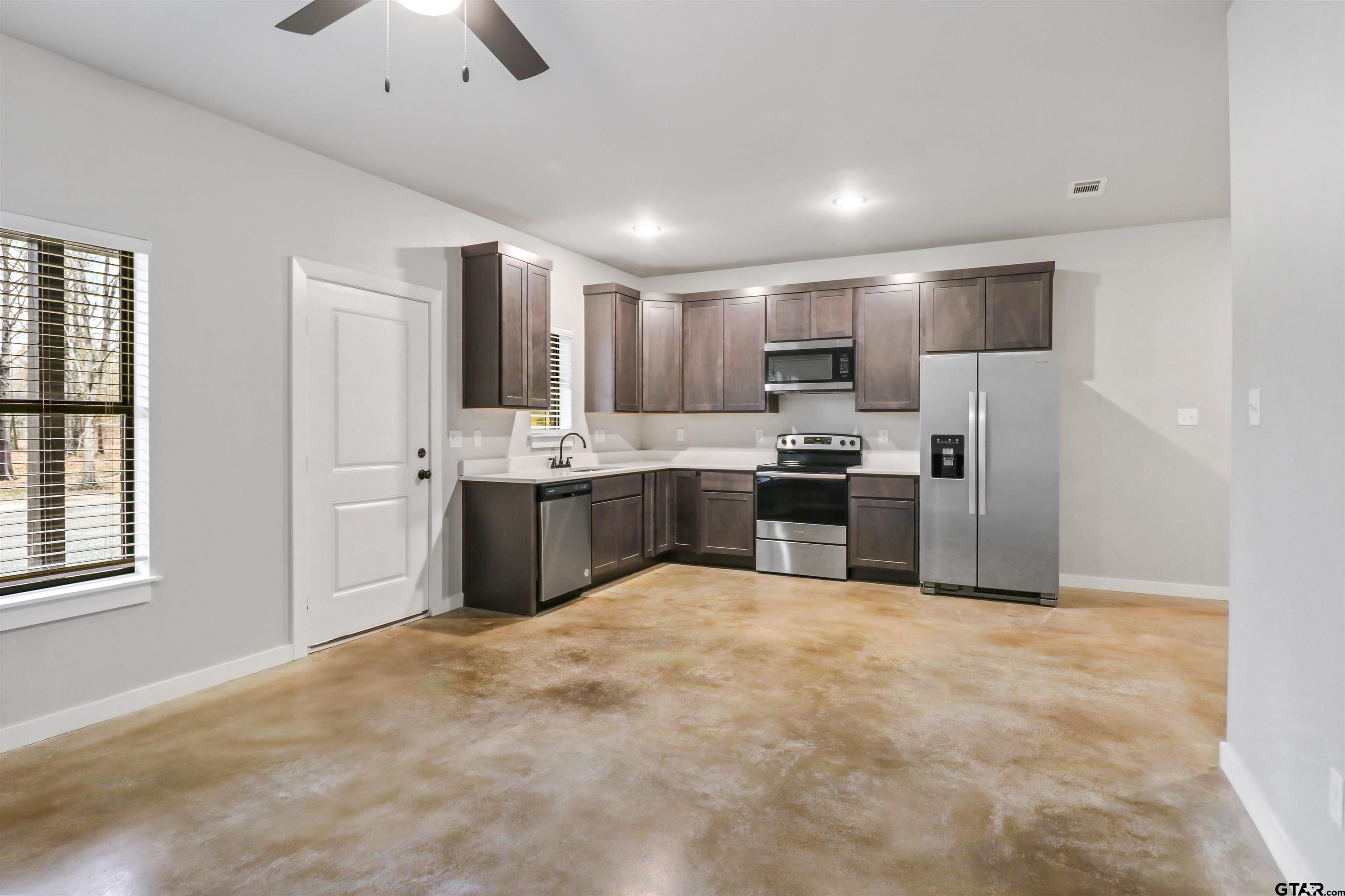 11000 Cr 152 W Property Photo 5