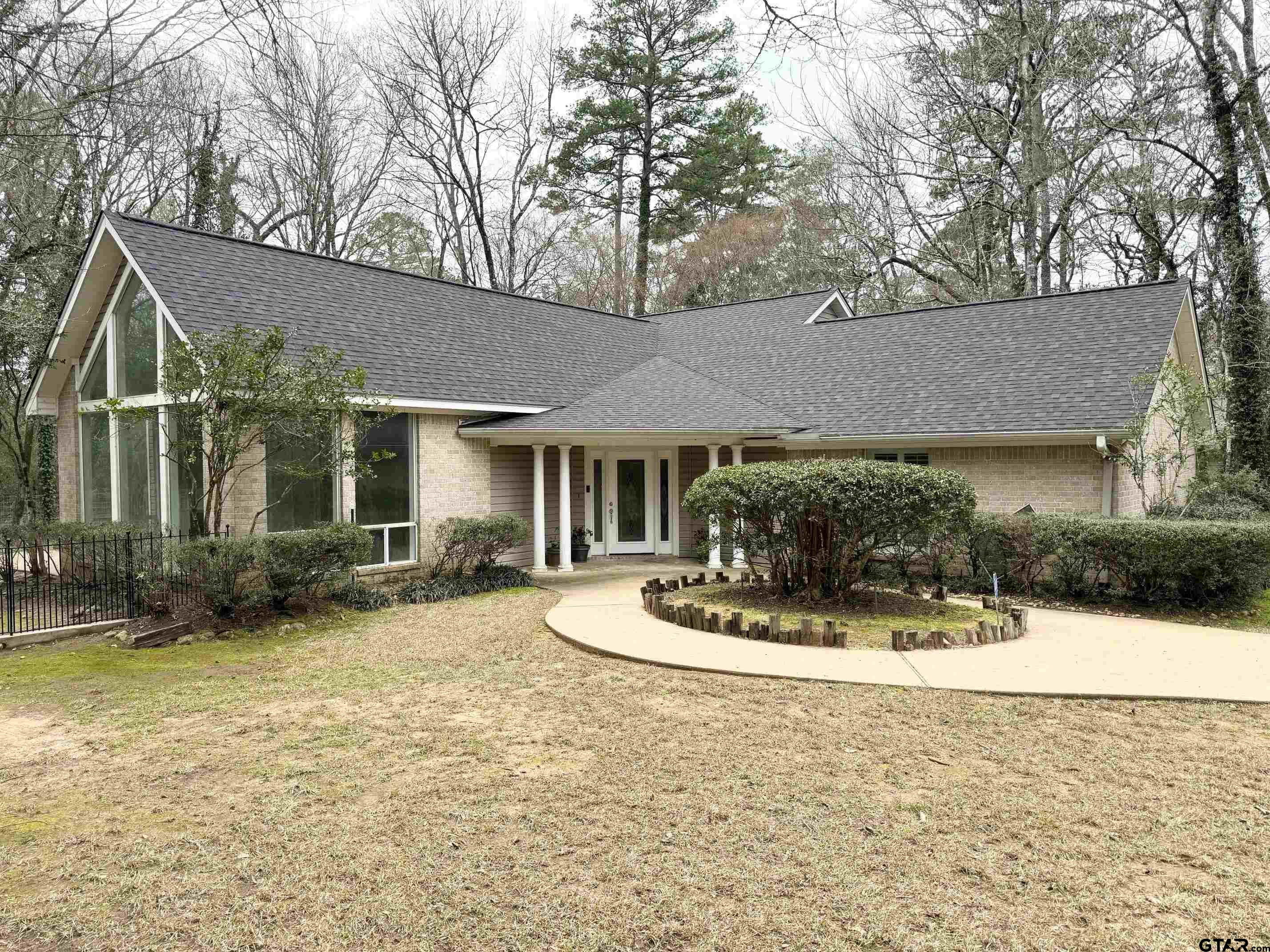 101 Redbud Circle Property Photo