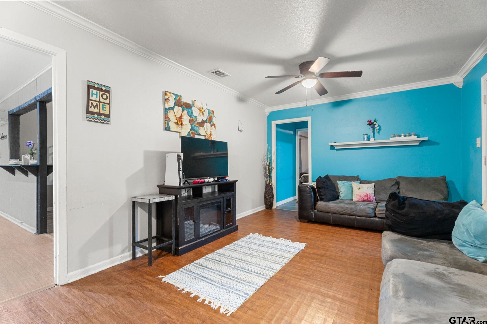 700 Powderhorn Drive Property Photo 3