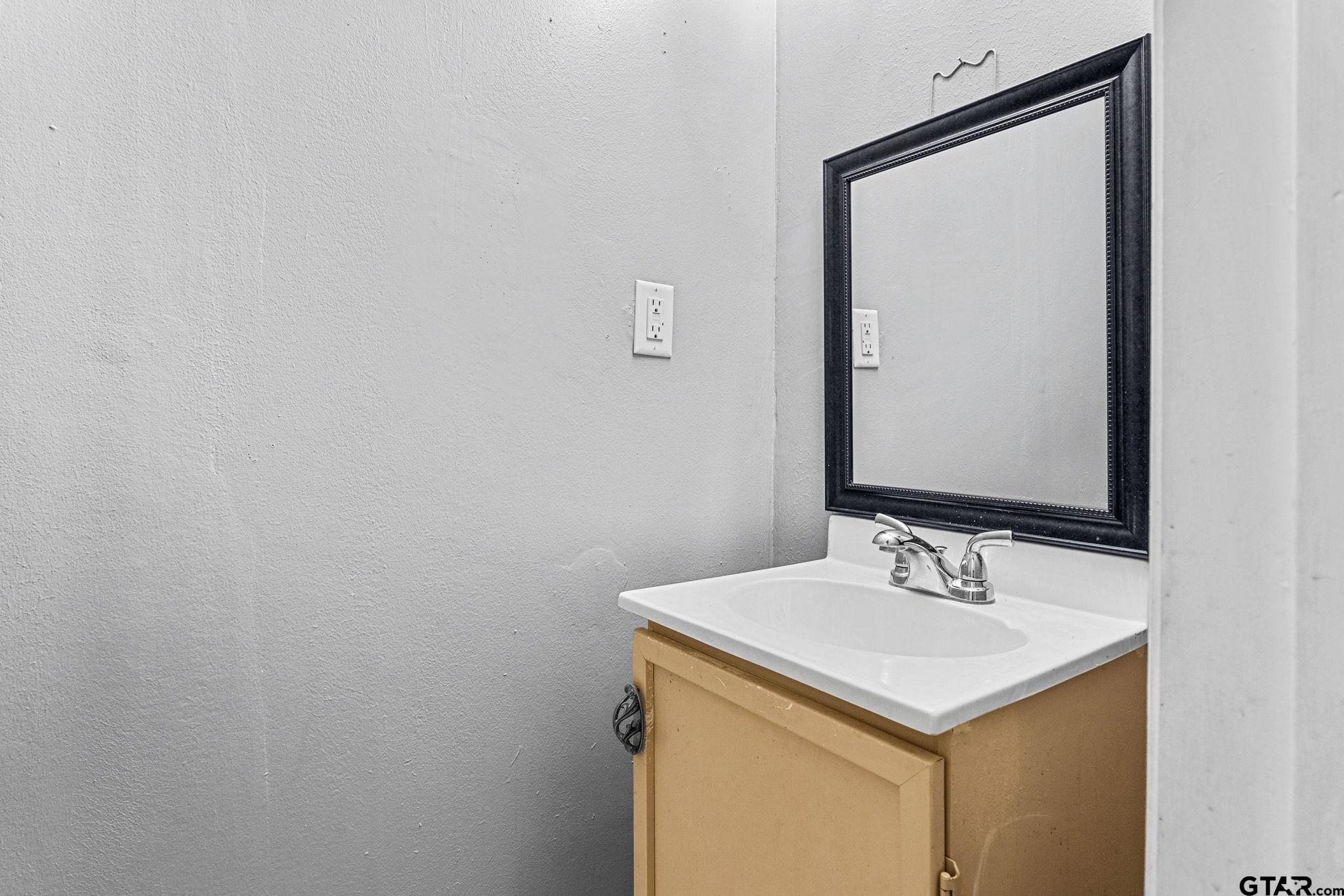 700 Powderhorn Drive Property Photo 20