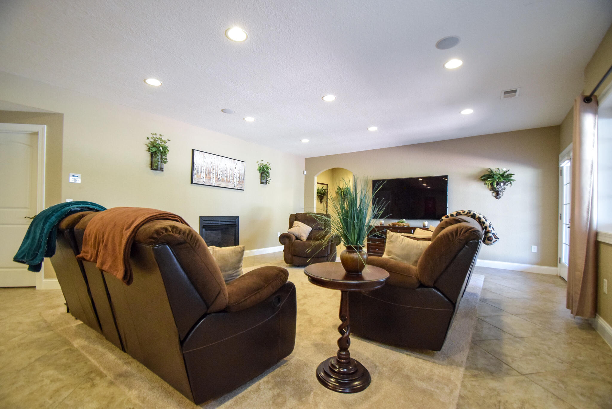 218 Triple Crown Property Photo 46