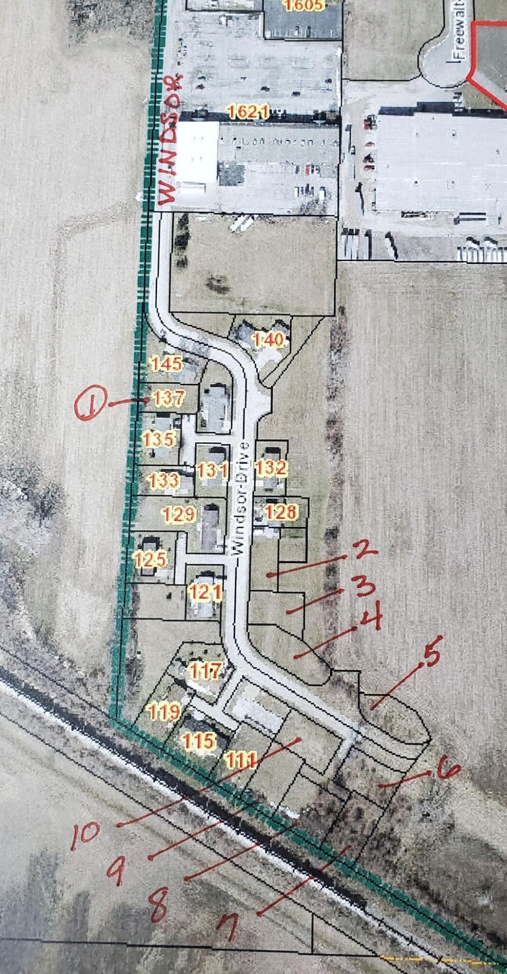 000 Windsor Property Photo 1